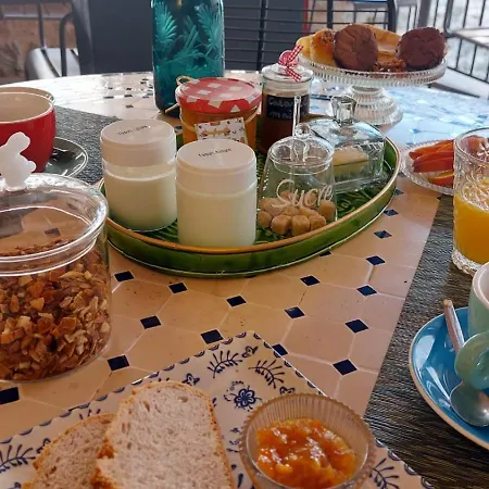 La Chambrette Otel *